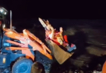 गौला के उफनाने से नदी में नहीं जा पाए श्रदालु, इस तरह किया विसर्जन