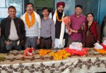 रोडवेज डिपो के इन कर्मचारियों को रिटायरमेंट पर दी भावभीनी विदाई