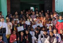 आदर्श महिला समूह में सुनीता और रेखा आर्य ने बाजी मारी