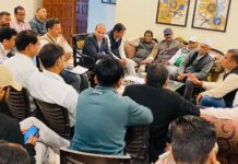 हल्द्वानी विधायक ने ली विकास कार्यों को लेकर यूयूएसडीए के अधिकारियों की बैठक