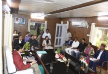 इस बिल्डर्स ने की छह करोड़ की धोखाधड़ी, प्राधिकरण के जेई पर कार्रवाई, आईएएस के सामने उठे गंभीर मामले