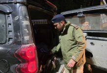 शराब तस्करी कर रहा तीनपानी का सोनू शर्मा गिरफ्तार