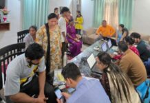 वार्ड-37 में लगे शिविर में यूसीसी विवाह पंजीकरण और आयुष्मान कार्ड बनाए