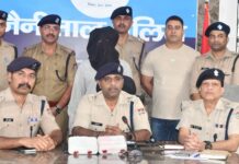 नौ लाख के सोना-चांदी के जेवरात समेत शातिर गिरफ्तार