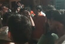 महिला का शव लेकर रानीबाग वन चौकी पहुंचे ज्योलिकोट से ग्रामीण, एसडीएम मौके पर पहुंचे, देखें वीडियो