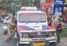पुलिस ने संकट के समय महिला के पार्थिव शरीर को गंतव्य तक पहुंचाने में की मदद
