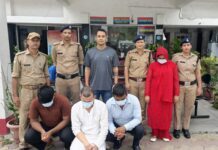 स्पा सेंटर की आड़ में चल रहे सेक्स रैकेट का भंडाफोड़, महिला समेत चार गिरफ्तार