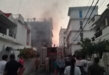 हल्द्वानी के इस स्कूल में भीषण अग्निकांड, तीन बसें जलीं