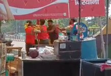 यहां नगर निगम के कर्मचारियों ने पार्षद के पति को पीटा, वीडियो वायरल