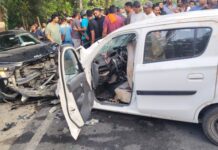अल्टो और KIA कार की टक्कर में युवक की मौत, पुलिस ने बचाई घायलों की जान
