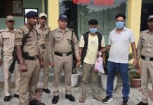 पुलिस ने भीमताल और मुक्तेश्वर के दो युवकों को गिरफ्तार कर 2.50 किलो चरस बरामद की
