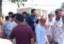 यहां भीषण अग्निकांड में दो घर जले, गैस सिलेंडर धमाके के साथ फटा