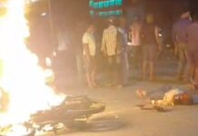 गोरापड़ाव में ट्रक की टक्कर लगने से बाइक में लगी आग, एक की मौत , देखें वीडियो