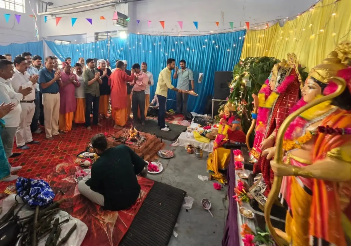 विश्वकर्मा जयंती पर नैनीताल आंचल दुग्ध संघ प्लांट में सुंदरकांड-हवन और आरती, जयकारों से भक्तिमय हुआ माहौल